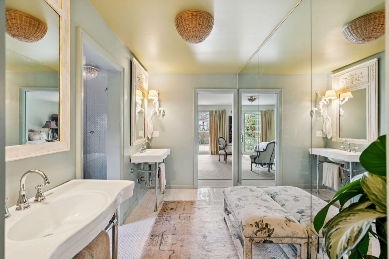 352 Confederate Circle Photo 37