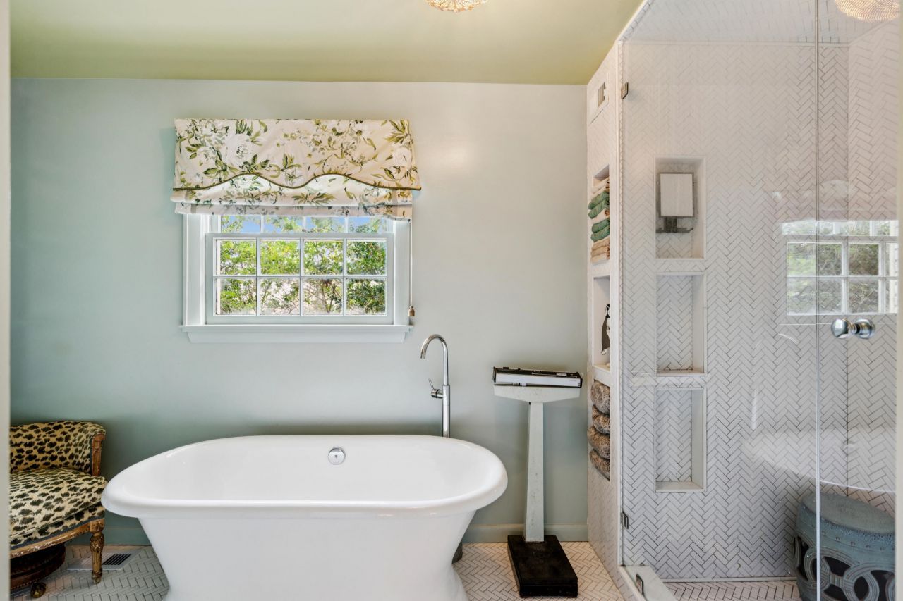 352 Confederate Circle Photo 38