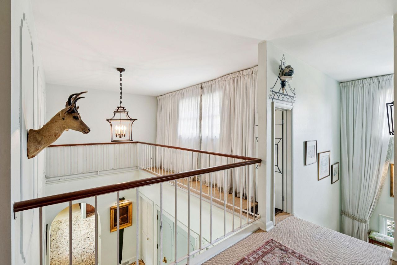 352 Confederate Circle Photo 4