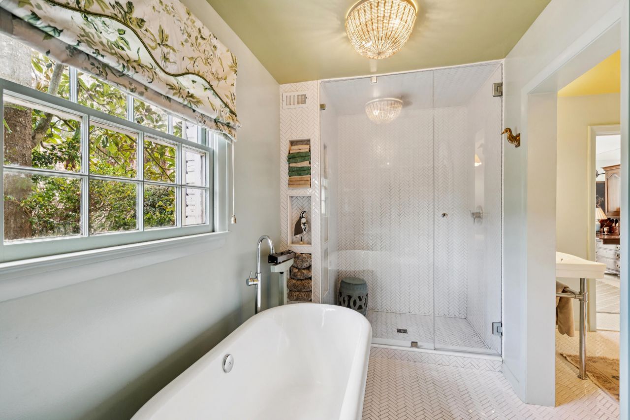 352 Confederate Circle Photo 40