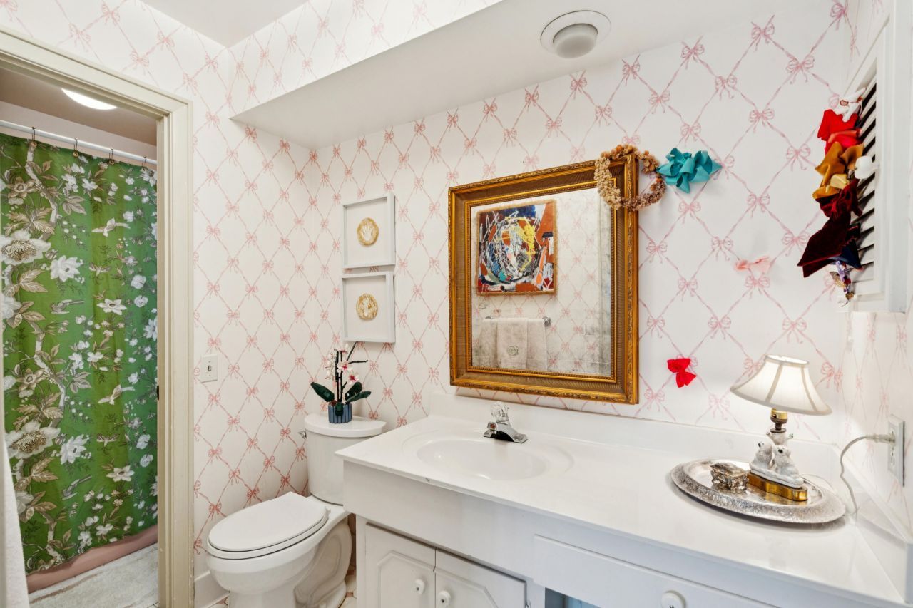 352 Confederate Circle Photo 49