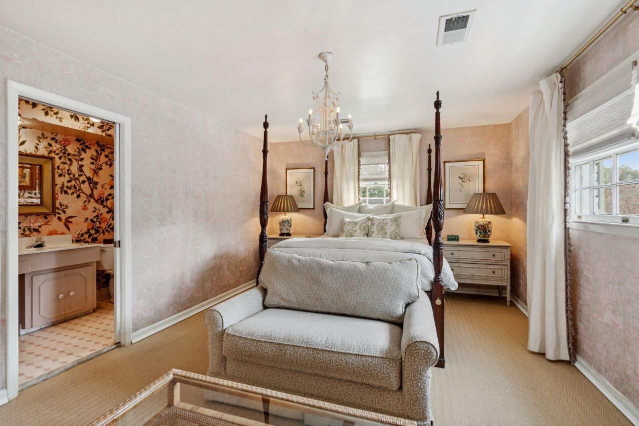 352 Confederate Circle Photo 52