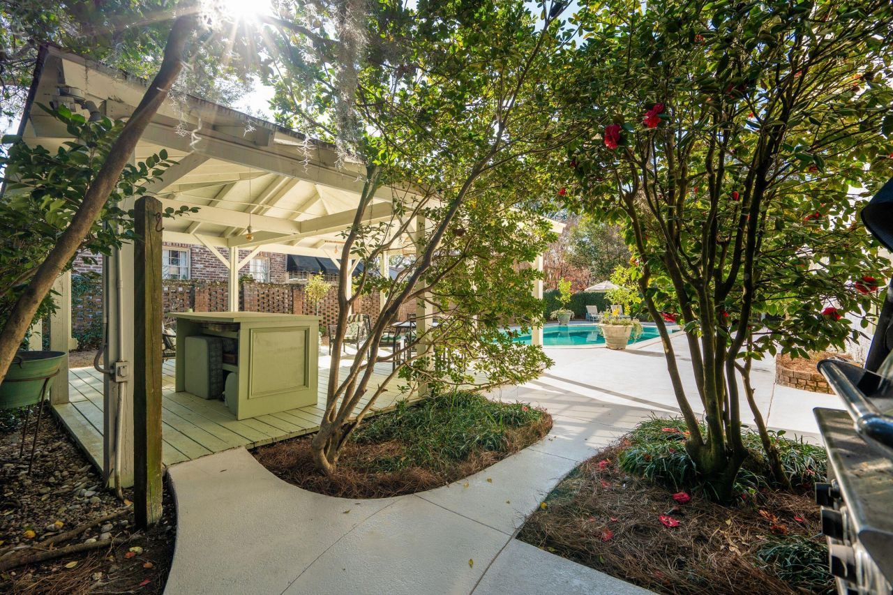 352 Confederate Circle Photo 56