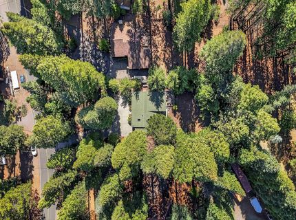 937 Peninsula Drive, Lake Almanor, CA 96137 Photo