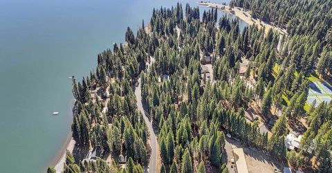 937 Peninsula Drive, Lake Almanor, CA 96137 Photo