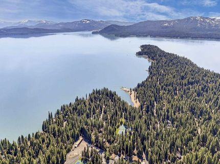 937 Peninsula Drive, Lake Almanor, CA 96137 Photo