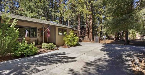 937 Peninsula Drive, Lake Almanor, CA 96137 Photo