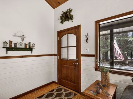 937 Peninsula Drive, Lake Almanor, CA 96137 Photo