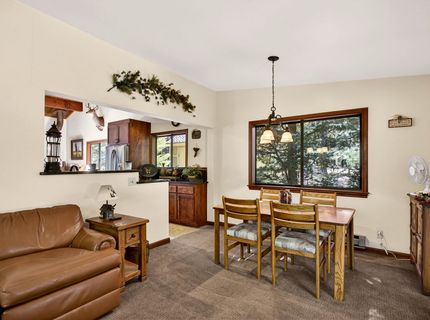 937 Peninsula Drive, Lake Almanor, CA 96137 Photo