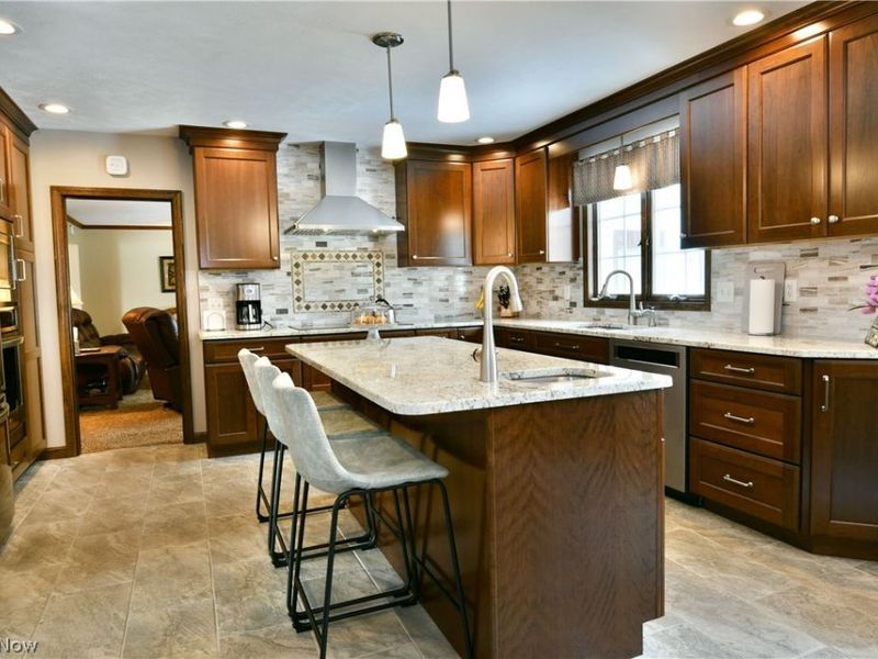 9271 Hillview Drive NE, Warren, OH 44484 Photo 15