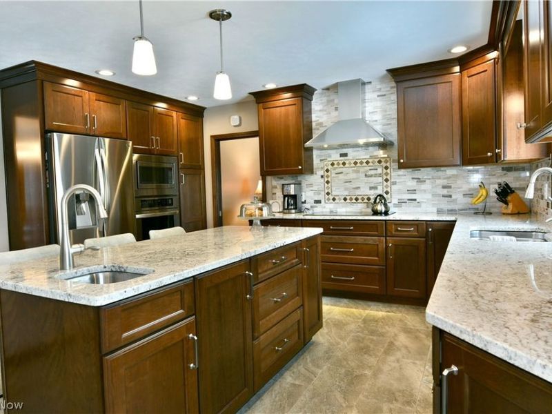 9271 Hillview Drive NE, Warren, OH 44484 Photo 16