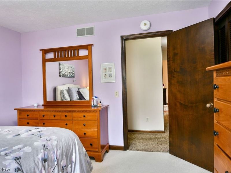 9271 Hillview Drive NE, Warren, OH 44484 Photo 28