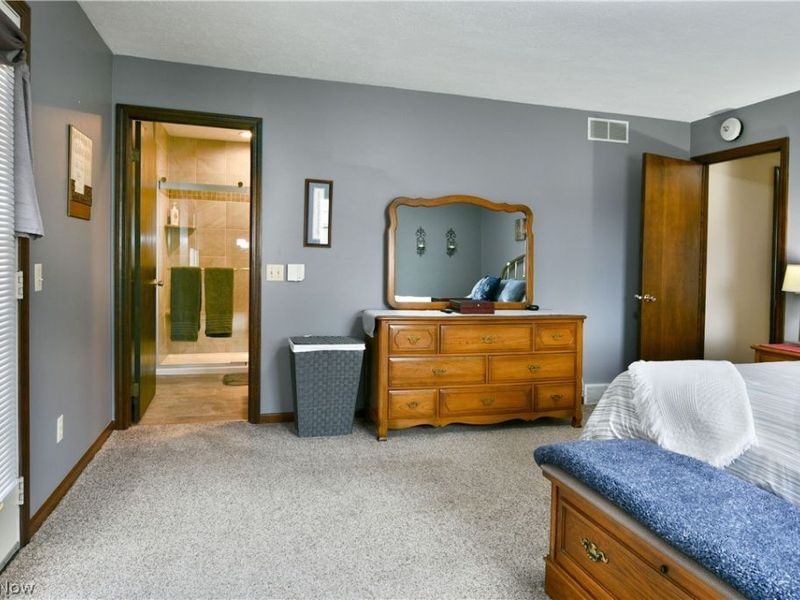 9271 Hillview Drive NE, Warren, OH 44484 Photo 36