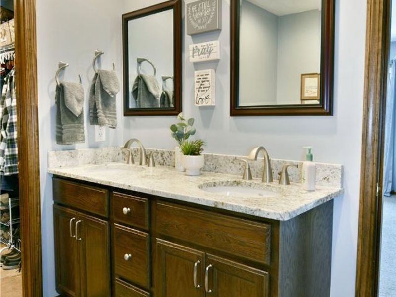 9271 Hillview Drive NE, Warren, OH 44484 Photo 41