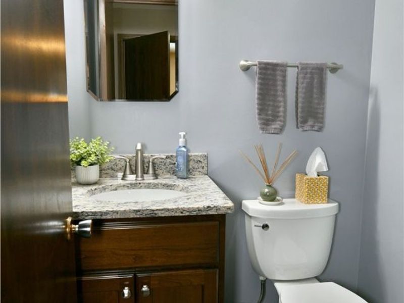 9271 Hillview Drive NE, Warren, OH 44484 Photo 42