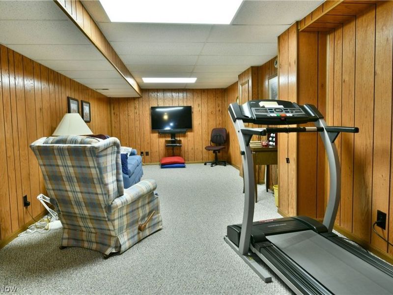 9271 Hillview Drive NE, Warren, OH 44484 Photo 45