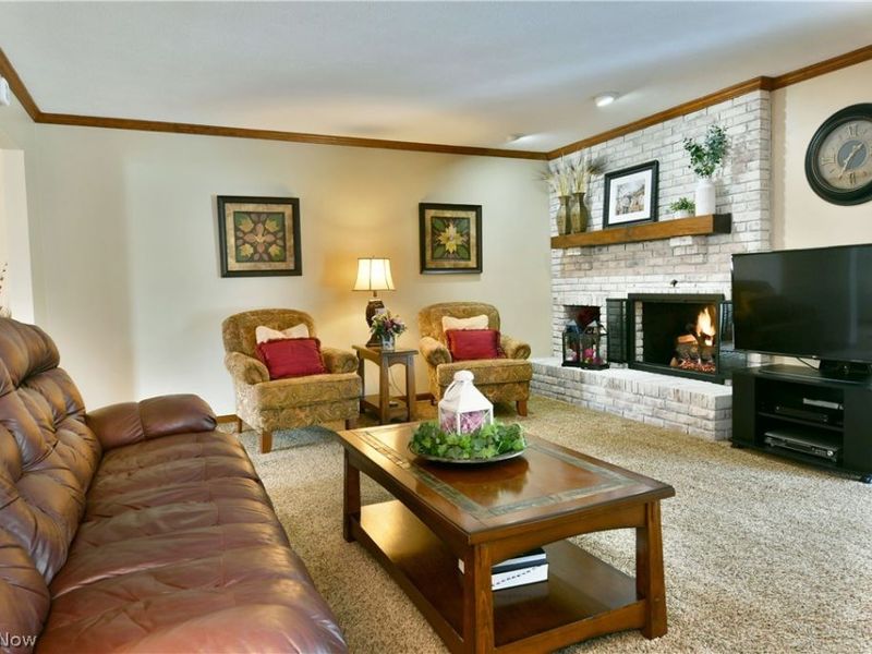 9271 Hillview Drive NE, Warren, OH 44484 Photo 8