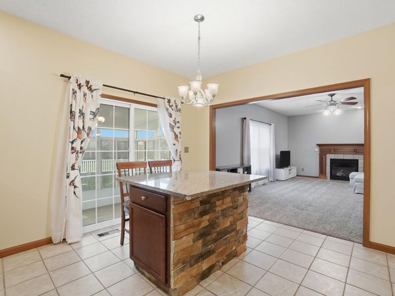 661 Willow Point Court, Troy, OH 45373 Photo 13