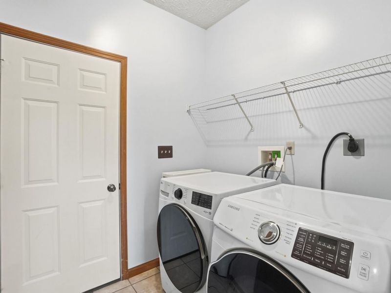 661 Willow Point Court, Troy, OH 45373 Photo 19