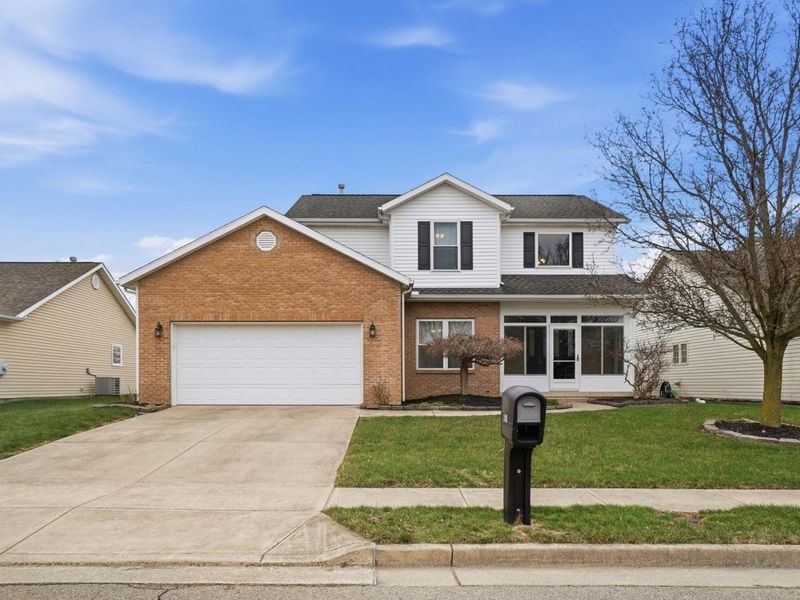 661 Willow Point Court, Troy, OH 45373 Photo 3