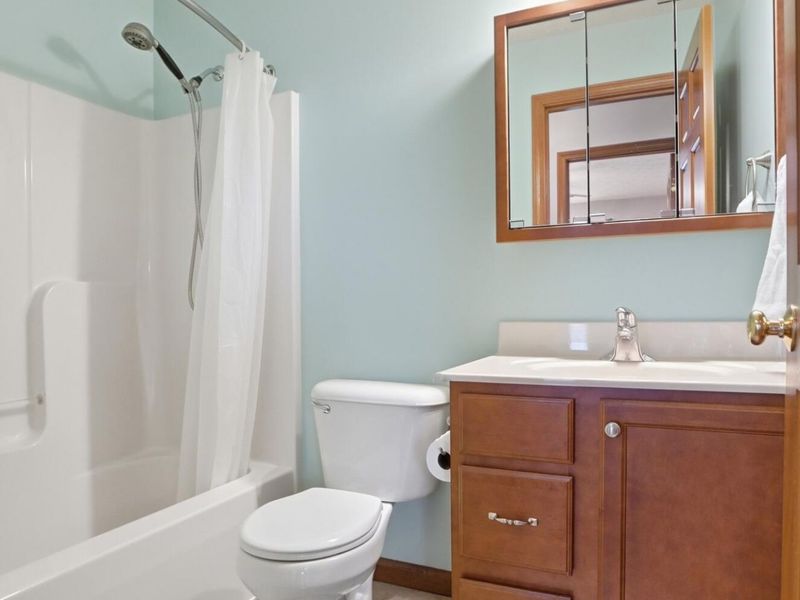 661 Willow Point Court, Troy, OH 45373 Photo 38