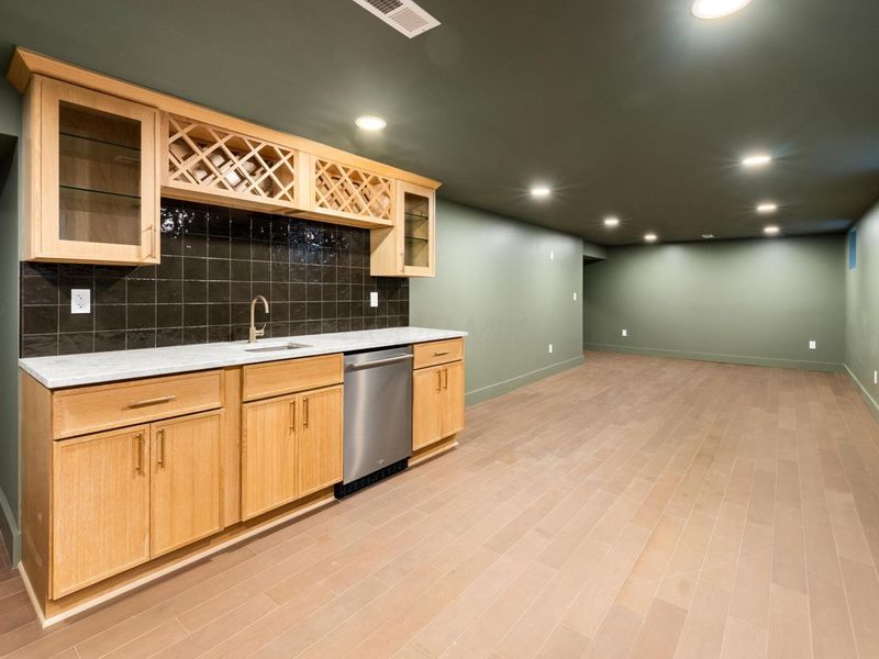 1869 Tewksbury Road, Columbus, OH 43221 Photo 62