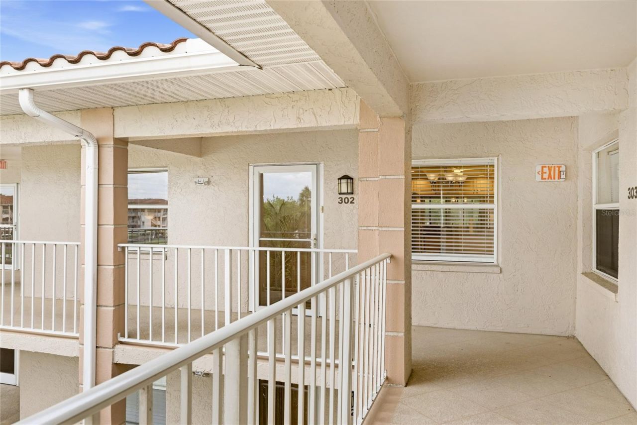 6501 Stone River Road , Unit 302, Bradenton, FL 34203 Photo