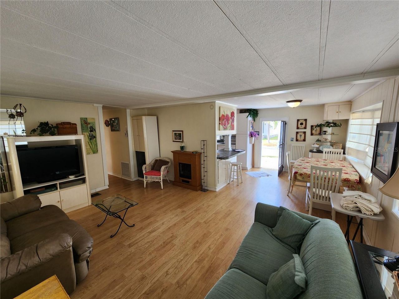 305 Batan Court, Bradenton, FL 34207 Photo