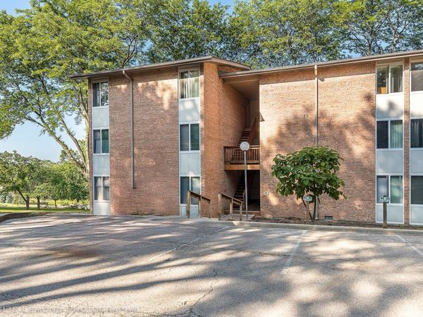 Unit D, Lisle, IL 60532