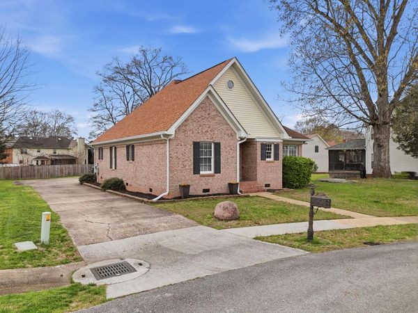 3200 Stage Run, Hixson, TN 37343