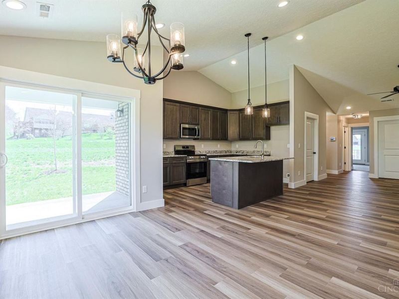 5019 Waterford Lane, Middletown, OH 45042 Photo 15