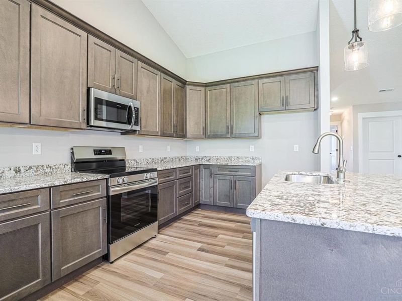 5019 Waterford Lane, Middletown, OH 45042 Photo 17