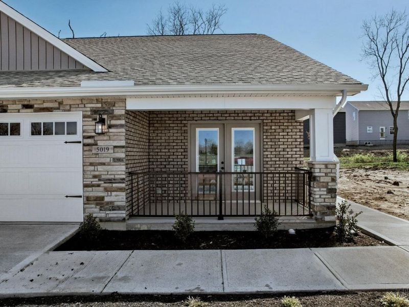5019 Waterford Lane, Middletown, OH 45042 Photo 2