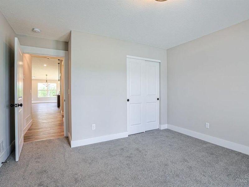 5019 Waterford Lane, Middletown, OH 45042 Photo 24