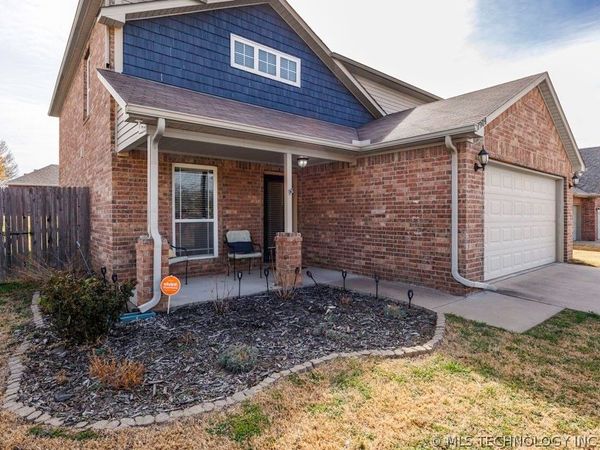 1904 Barnett Place, Bartlesville, OK 74006