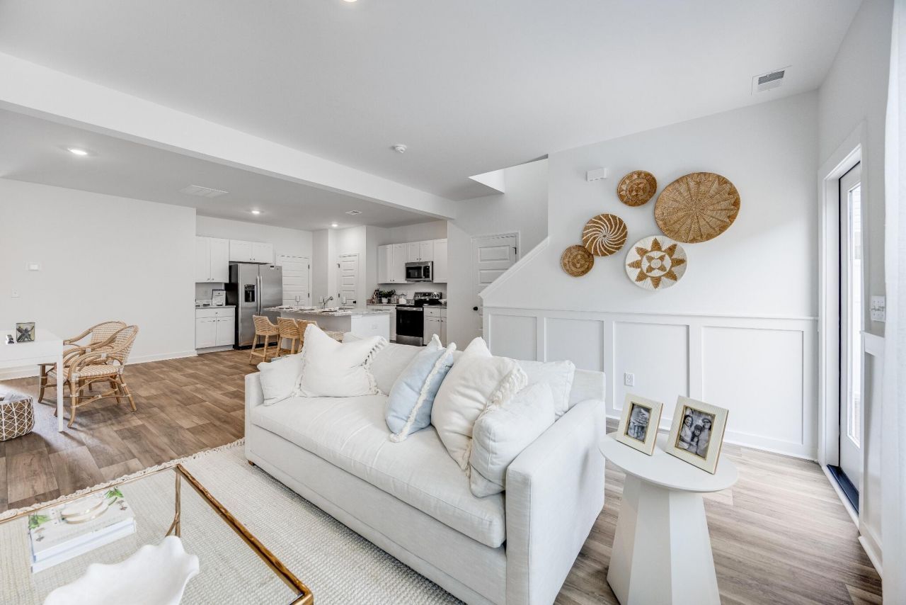 126 Fern Bridge Drive Photo 7