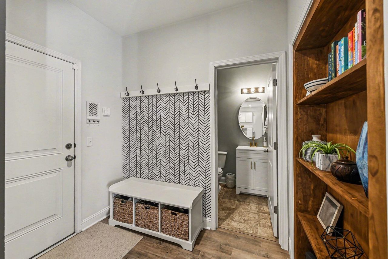 2126 Colson Lane Photo 10