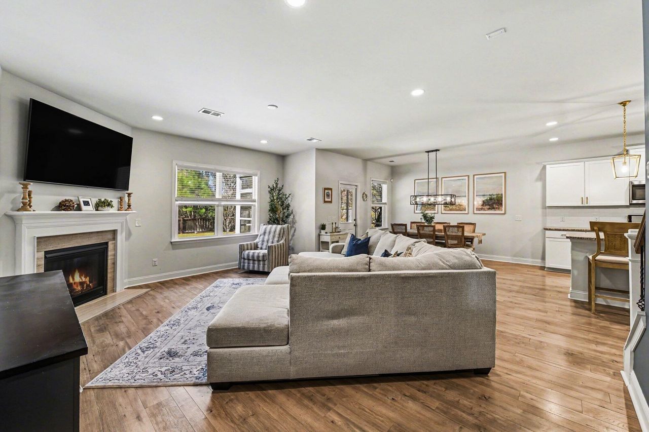 2126 Colson Lane Photo 15