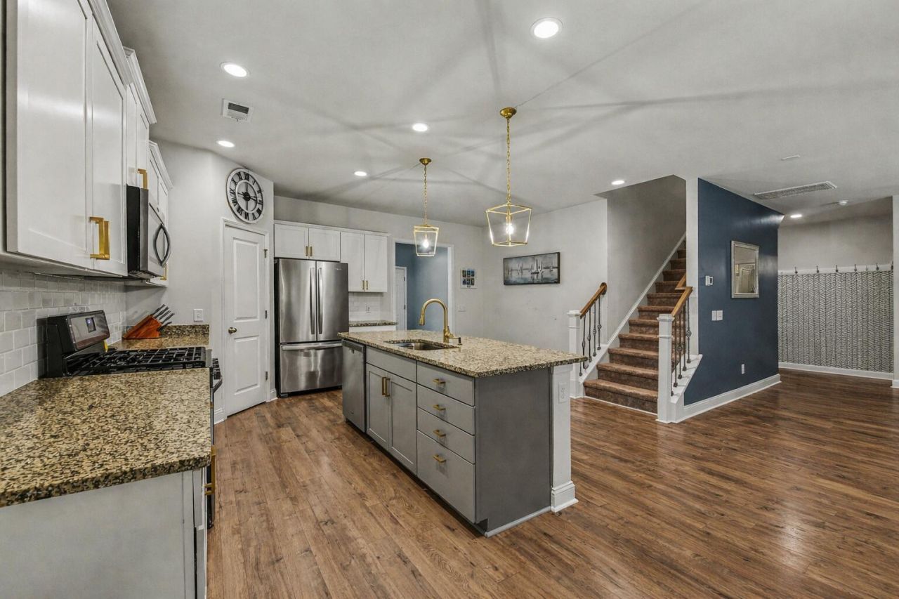 2126 Colson Lane Photo 17