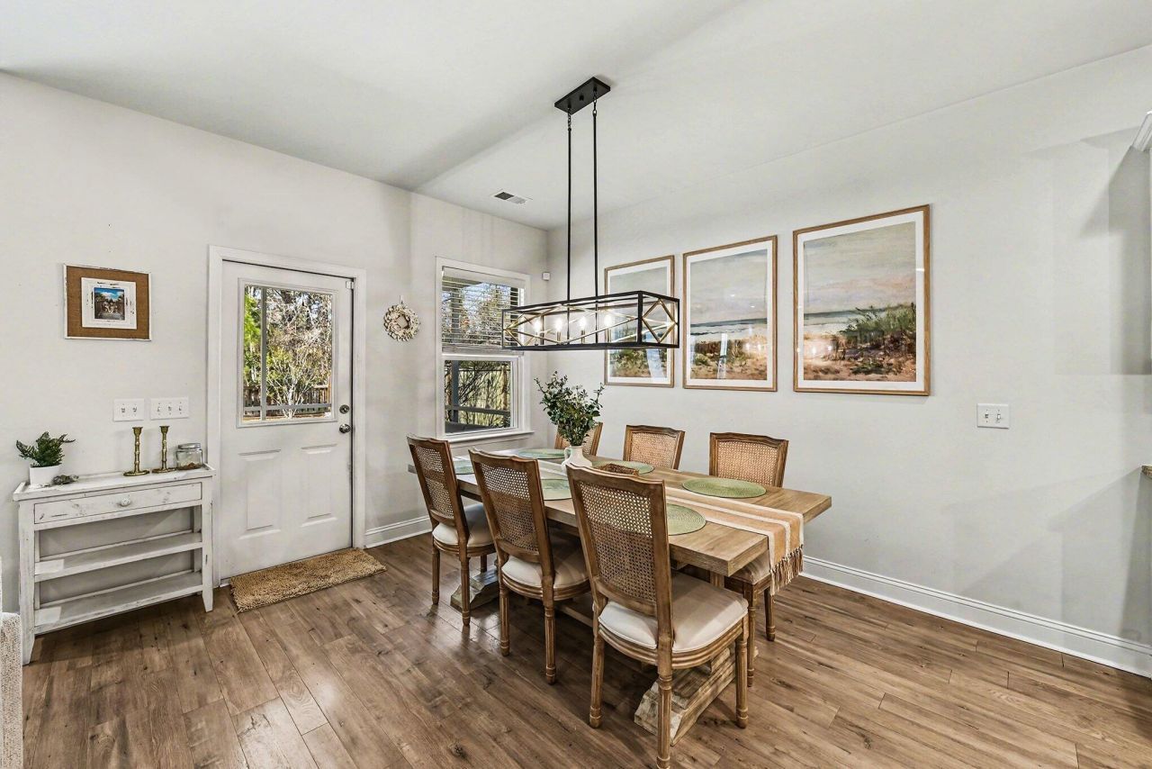 2126 Colson Lane Photo 5