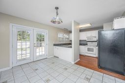 103 York Place photo 4