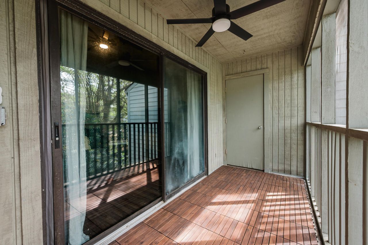 1138 Village Creek Photo 12