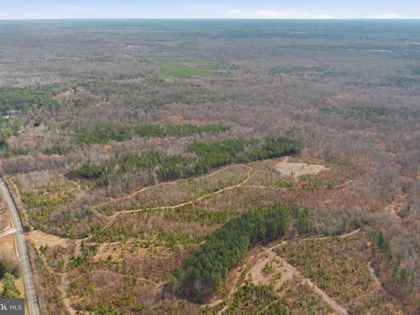 5190 DICKERSON ROAD, PARTLOW, VA 22534