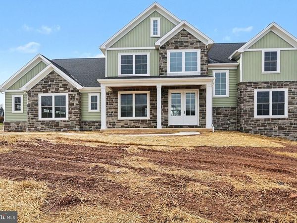 407 WILLOW OAK DRIVE , LEWISBERRY, PA 17339