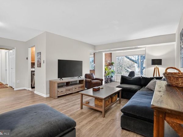 10200 BUSHMAN DRIVE, Unit 121, OAKTON, VA 22124