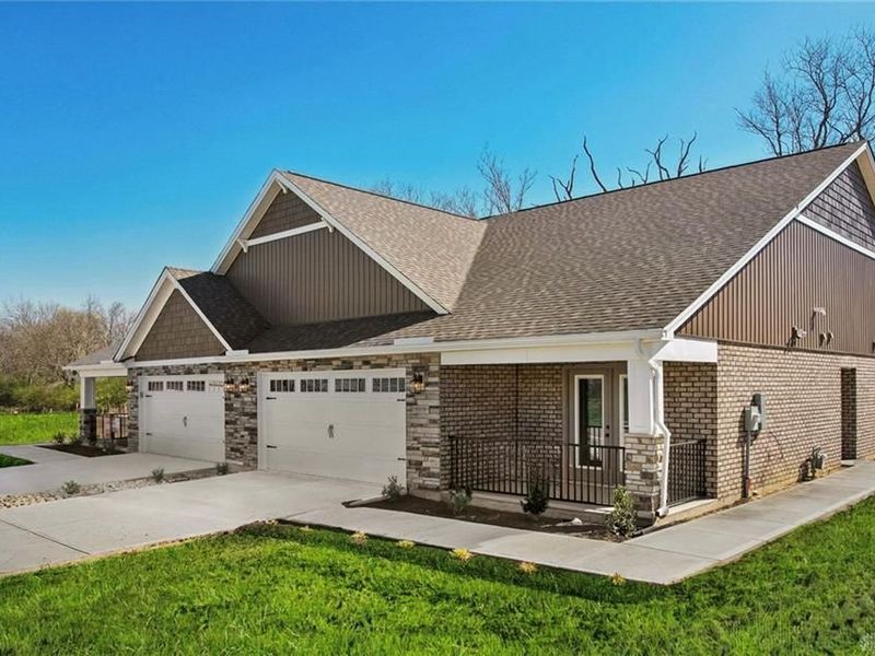 5019 Waterford Lane, Middletown, OH 45042 Photo 1