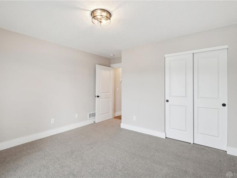 5019 Waterford, Middletown, OH 45042 Photo 24