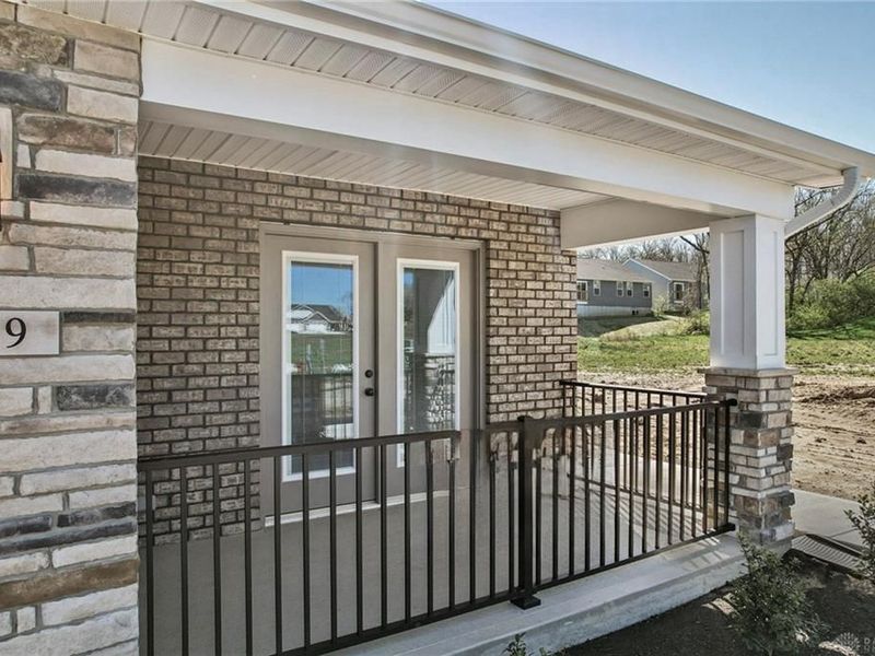 5019 Waterford, Middletown, OH 45042 Photo 3