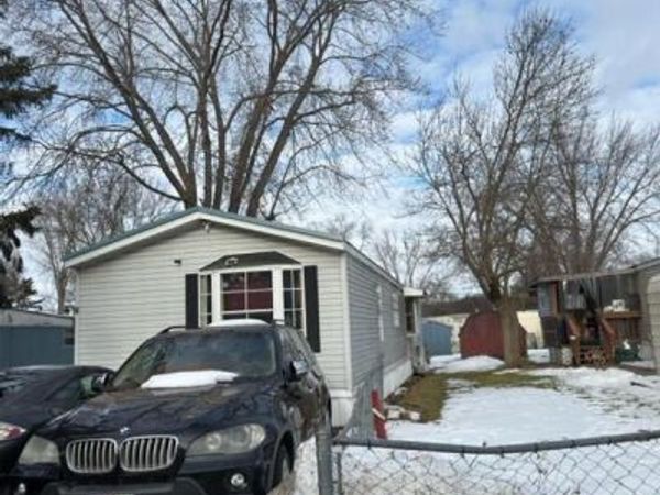 1450 S Wasson Lane, River Falls, WI 54022