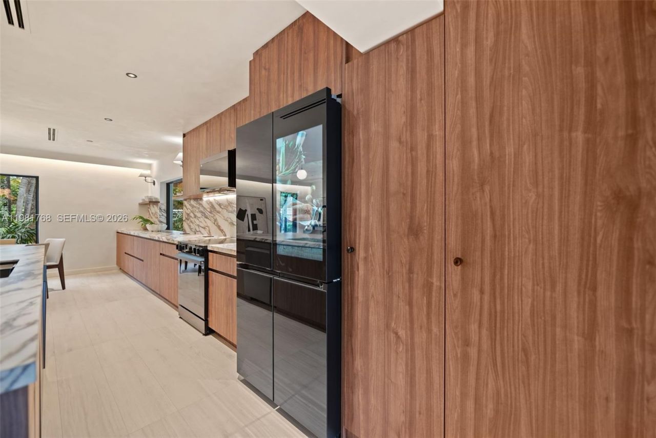 871 NE 128th St, North Miami, FL 33161 Photo